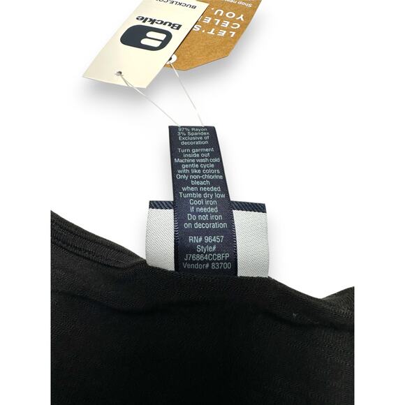 NWT Daytrip Black Lace V-Neck Wrap Elastic Hem Blouse Size Medium - Picture 10 of 12